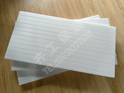 巖棉板施工中應(yīng)注意哪些方面？