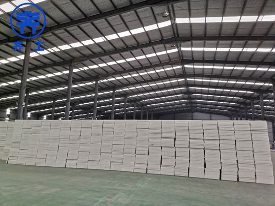 焦作巖棉板在使用中的保養(yǎng)小竅門(mén)！