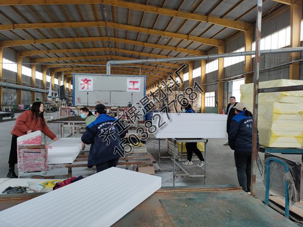 如何正確選擇B1級別擠塑板？